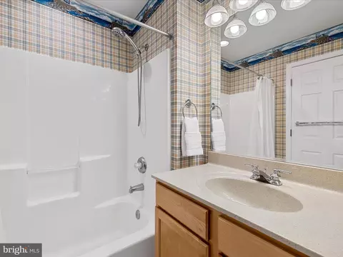 Bath - 80 Willow Oak Ave, Ocean View, DE 19970 photo 2 of 5
