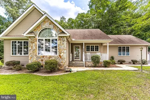 22399 Bloxom School Rd, Seaford, DE 19973