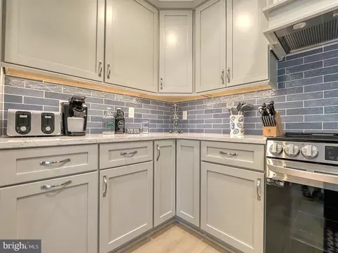 Kitchen - 24 Hannah Loop, Rehoboth Beach, DE 19971 photo 5 of 8