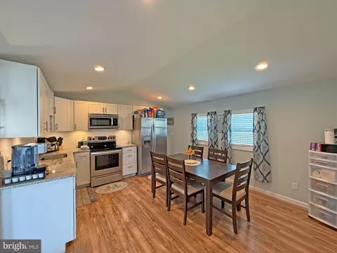 21730 E St #E-29, Rehoboth Beach, DE 19971 photo 6