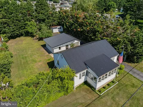 601 Country Club Rd, Rehoboth Beach, DE 19971