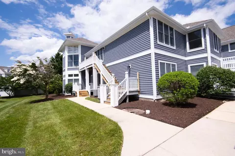 30469 Shore Ln #34, Ocean View, DE 19970