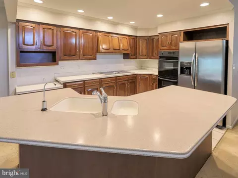 Kitchen - 25 W Side Dr, Rehoboth Beach, DE 19971 photo 2 of 3