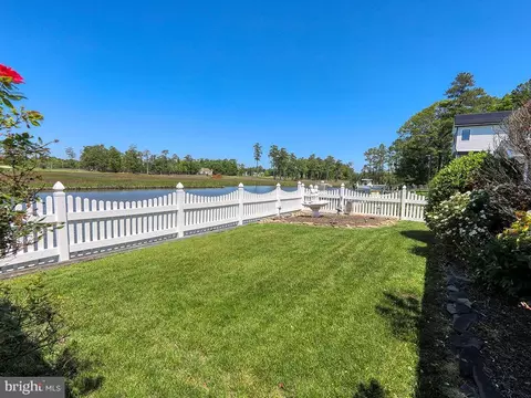 Exterior - 25 W Side Dr, Rehoboth Beach, DE 19971 photo 3 of 5