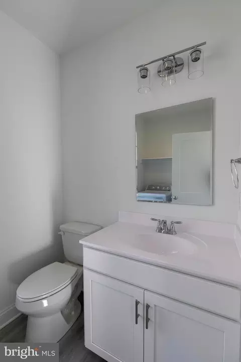 Bath - 93 W 6th St, Laurel, DE 19956 photo 1 of 1
