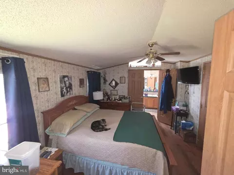 207 N Lake Dr, Milton, DE 19968 photo 9