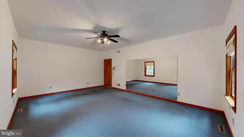 Living - 30751 Al Jan Dr, Laurel, DE 19956 photo 9 of 9