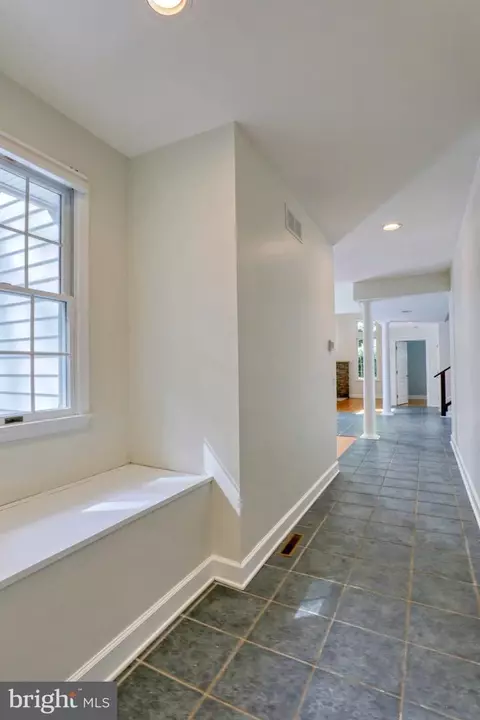 Entry Way - 29247 White Pine Ln, Milton, DE 19968 photo 5 of 9