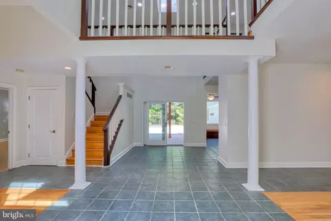 Entry Way - 29247 White Pine Ln, Milton, DE 19968 photo 4 of 9