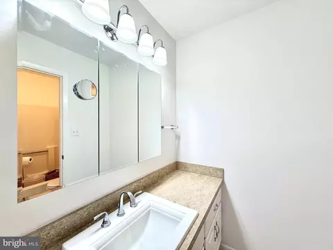 Bath - 957 B Terrapin St #2, Bethany Beach, DE 19930 photo 1 of 1