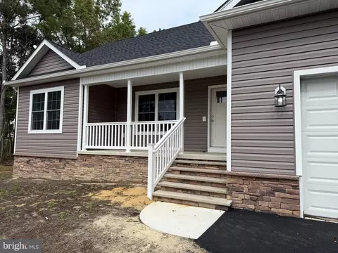 Exterior - 6474 Pleasant Dr, Laurel, DE 19956 photo 2 of 7