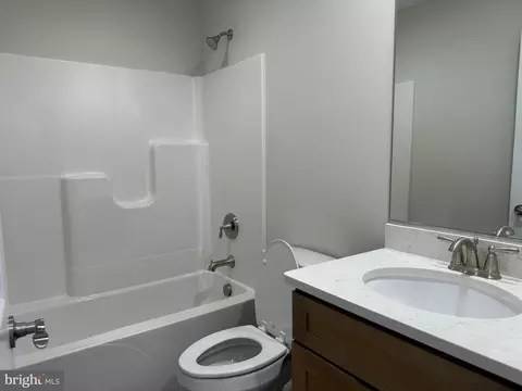 Bath - 6474 Pleasant Dr, Laurel, DE 19956 photo 3 of 3