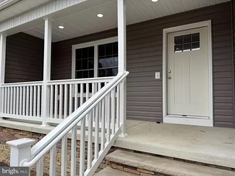 Exterior - 6474 Pleasant Dr, Laurel, DE 19956 photo 4 of 7