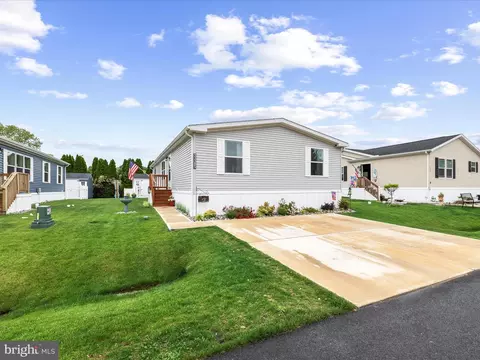 33385 Buttercup St, Lewes, DE 19958