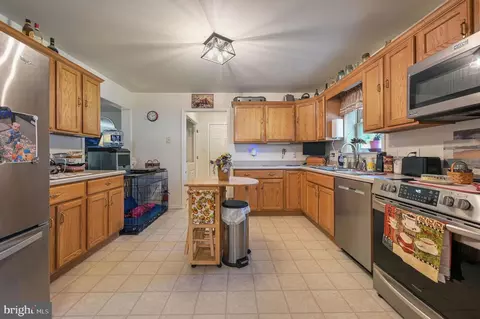 Kitchen - 24519 Cedar Ln, Georgetown, DE 19947 photo 1 of 4