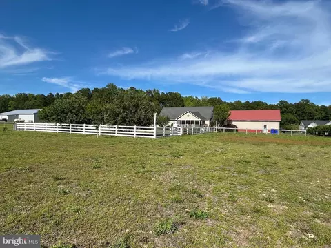 Exterior - 20346 Cool Spring Rd, Milton, DE 19968 photo 5 of 12