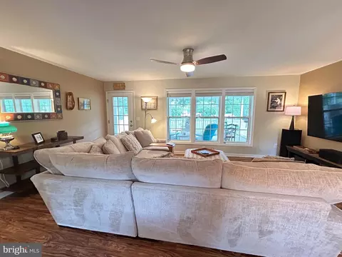 Living - 20346 Cool Spring Rd, Milton, DE 19968 photo 1 of 4