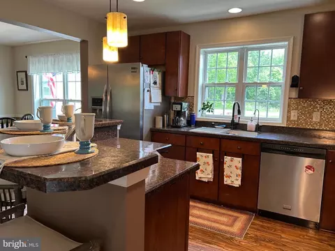 Kitchen - 20346 Cool Spring Rd, Milton, DE 19968 photo 6 of 8