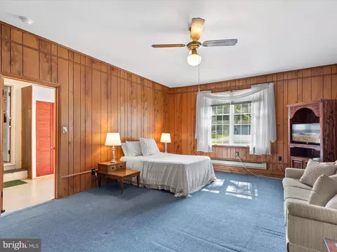 Bedroom - 21884 Hickory Dr, Georgetown, DE 19947 photo 2 of 11