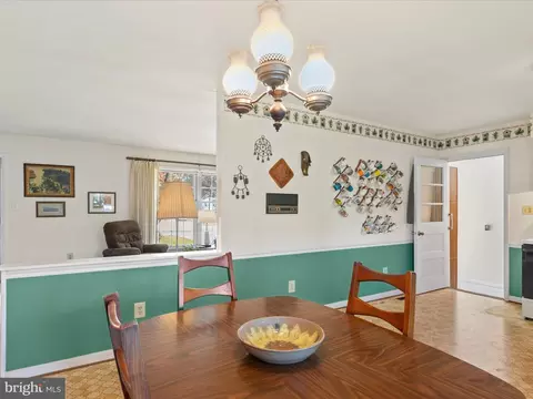 Dining - 21884 Hickory Dr, Georgetown, DE 19947 photo 1 of 3