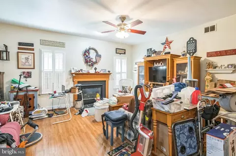 Living - 16897 Randor Dr, Milton, DE 19968 photo 2 of 2