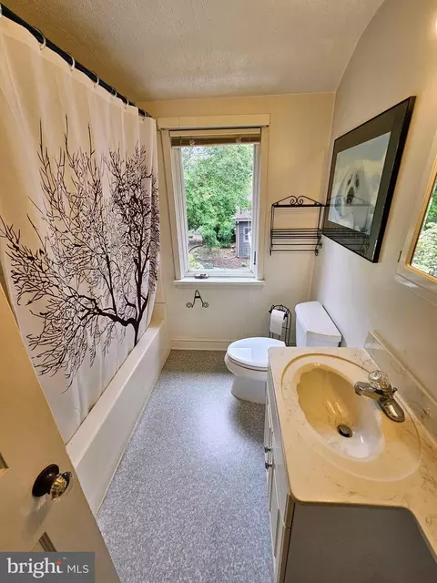 Bath - 35 Read St, Seaford, DE 19973 photo 1 of 1