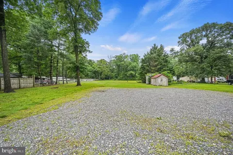 Exterior - 26553 Broadkill Rd, Milton, DE 19968 photo 3 of 4