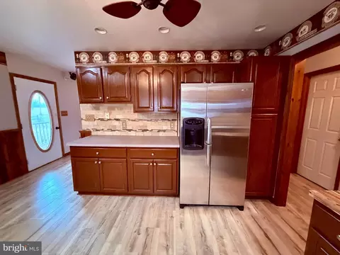 Kitchen - 26553 Broadkill Rd, Milton, DE 19968 photo 6 of 7
