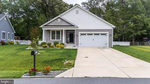 19130 Carey Ln, Georgetown, DE 19947