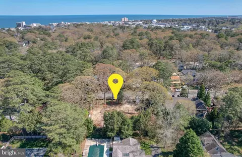 87 Henlopen Ave, Rehoboth Beach, DE 19971
