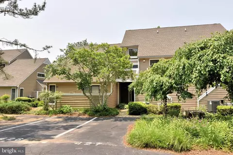 20802 Spring Lake Dr #427, Rehoboth Beach, DE 19971