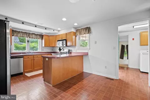 29052 Seaford Rd, Laurel, DE 19956 photo 12