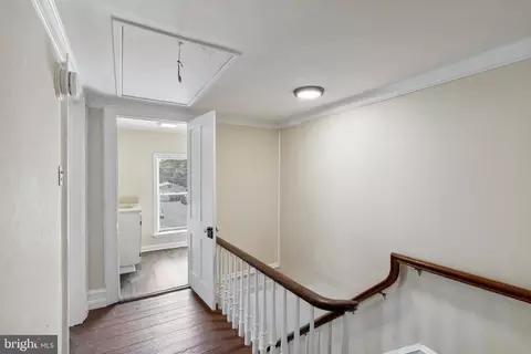 Entry Way - 157 Delaware Ave, Laurel, DE 19956 photo 3 of 5