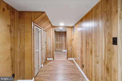 Entry Way - 157 Delaware Ave, Laurel, DE 19956 photo 5 of 5