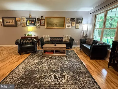 Living - 23157 Huff Rd, Milton, DE 19968 photo 1 of 2