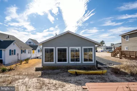 9297 Shore Dr, Milford, DE 19963