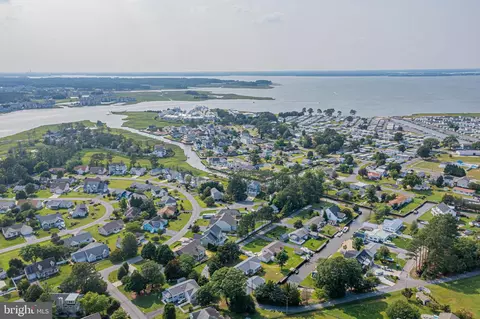 View/Area - 32408 Holly Ter, Ocean View, DE 19970 photo 5 of 10