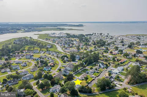 View/Area - 32408 Holly Ter, Ocean View, DE 19970 photo 4 of 10