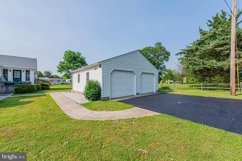 Exterior - 32408 Holly Ter, Ocean View, DE 19970 photo 1 of 14