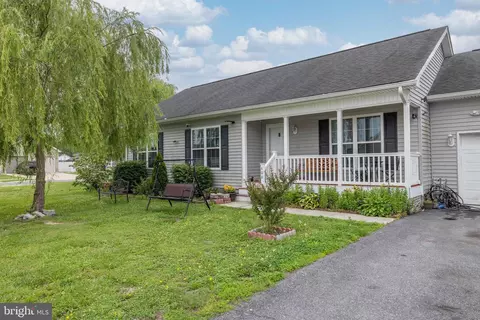 406 Gladys St, Ellendale, DE 19941