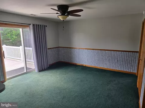 Living - 29110 Stockley Rd, Milton, DE 19968 photo 5 of 5