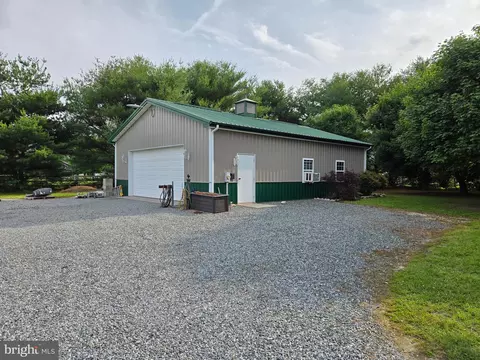Exterior - 29110 Stockley Rd, Milton, DE 19968 photo 4 of 5