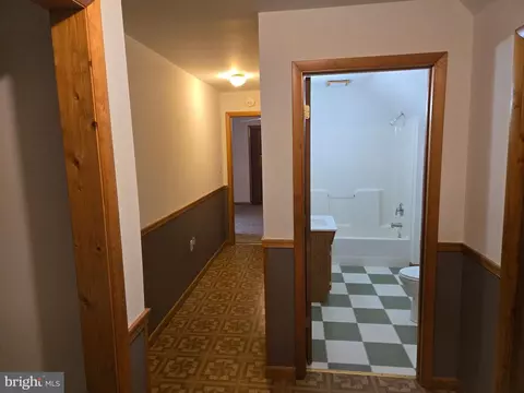 Entry Way - 29110 Stockley Rd, Milton, DE 19968 photo 2 of 2