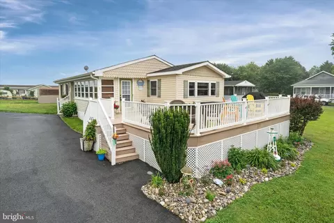 29760 Paul Ave, Lewes, DE 19958