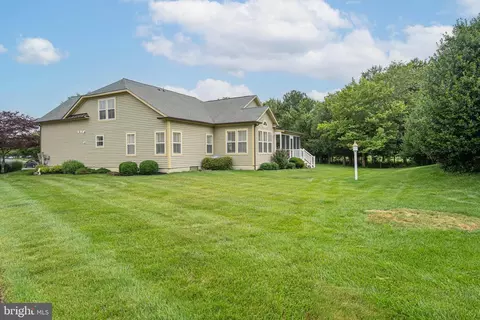 Exterior - 31827 Skimmer Rd, Ocean View, DE 19970 photo 5 of 11