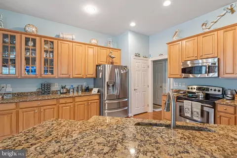 Kitchen - 31827 Skimmer Rd, Ocean View, DE 19970 photo 3 of 3