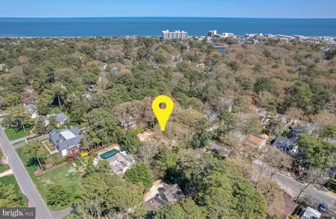 89 Henlopen Ave, Rehoboth Beach, DE 19971