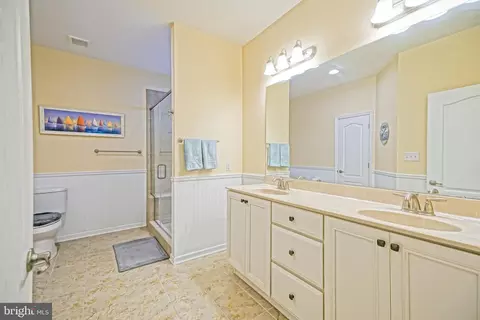 Bath - 35231 Seaport Loop, Lewes, DE 19958 photo 2 of 5
