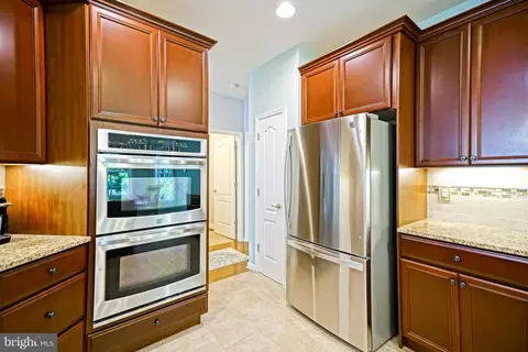 Kitchen - 35231 Seaport Loop, Lewes, DE 19958 photo 6 of 6