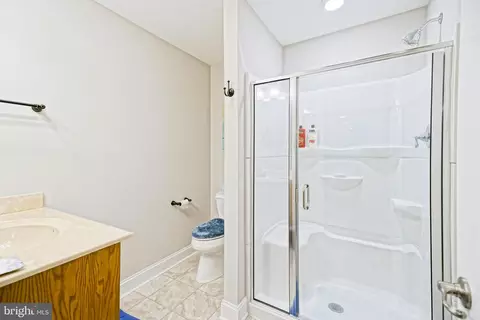 Bath - 35231 Seaport Loop, Lewes, DE 19958 photo 4 of 5